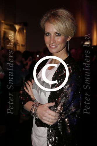Amsterdam 18 november 2012
100 keer het blad de linda. Vandaar een feestje met div optredens in de HMH Heineken Music Hall. Anouk Smulders
Peter Smulders bv