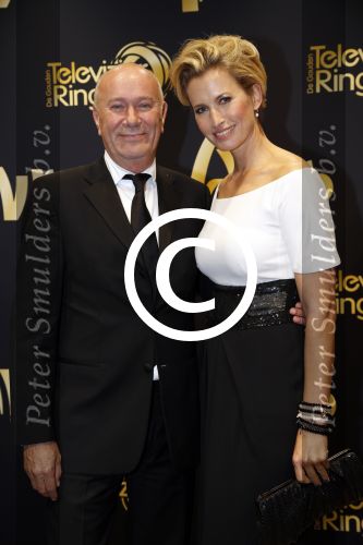 Amsterdam 19 oktober 2012
Televizier ring in carre. Anouk Smulders en Hans v d Veen
Peter Smulders bv