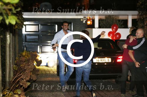 Zoetermeer Amsterdam 9 november 2012
Estelle Cruijff haalt haar vriend Badr Hari op bij de gevangenis in Zoetermeer en rijdt daarna naar haar huis toe in Amsterdam.
Peter Smulders bv