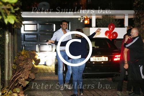 Zoetermeer Amsterdam 9 november 2012
Estelle Cruijff haalt haar vriend Badr Hari op bij de gevangenis in Zoetermeer en rijdt daarna naar haar huis toe in Amsterdam.
Peter Smulders bv