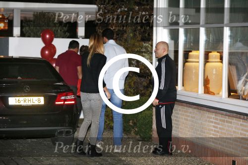 Zoetermeer Amsterdam 9 november 2012
Estelle Cruijff haalt haar vriend Badr Hari op bij de gevangenis in Zoetermeer en rijdt daarna naar haar huis toe in Amsterdam.
Peter Smulders bv