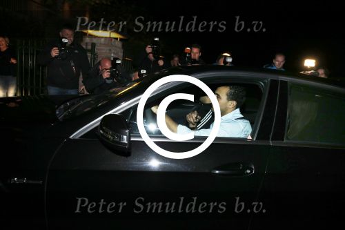 Zoetermeer Amsterdam 9 november 2012
Estelle Cruijff haalt haar vriend Badr Hari op bij de gevangenis in Zoetermeer en rijdt daarna naar haar huis toe in Amsterdam.
Peter Smulders bv
