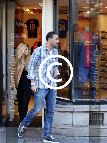Amsterdam 11 november 2012
Estelle Cruiff en Badr Hari doen boodschappen in Amsterdam met Maxim Gullit.
Peter Smulders bv