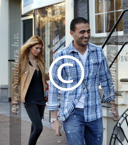 Amsterdam 11 november 2012
Estelle Cruiff en Badr Hari doen boodschappen in Amsterdam met Maxim Gullit.
Peter Smulders bv