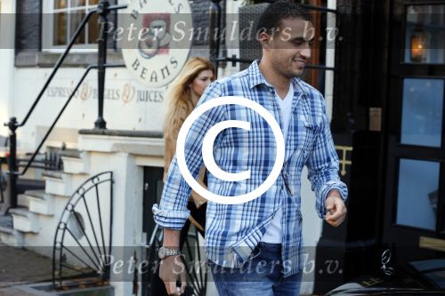 Amsterdam 11 november 2012
Estelle Cruiff en Badr Hari doen boodschappen in Amsterdam met Maxim Gullit.
Peter Smulders bv