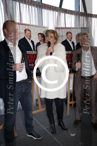 Ridderkerk 20 november 2012
Presentatie blad helden met Ronald en Bartina Koeman op de cover.
Peter Smulders bv