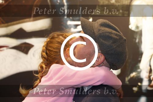 Amsterdam 8 november 2012
Presentatie Rehab Ben Saunders schoenen. Ook zijn dochter Stacey en ouders zijn aanwezig.
Peter Smulders bv