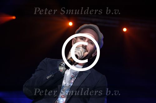 Amsterdam 18 november 2012
100 keer het blad de linda. Vandaar een feestje met div optredens in de HMH Heineken Music Hall. Ben Saunders
Peter Smulders bv