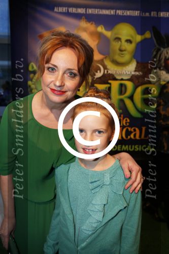 Amsterdam 4 november 2012
Premiere Shrek in het theater van de RAI. Bianca Krijgsman met dochter
Peter Smulders bv