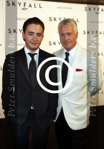 Amsterdam 28 oktober 2012
Premiere James Bond film skyfall in Tuschinski. Bram en Nathan Mosckowicz
Peter Smulders bv