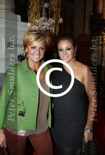 Amsterdam 12 november 2012
Beau monde awards in het amstel hotel. Caroline Tensen met dochter Lotte
Peter Smulders bv