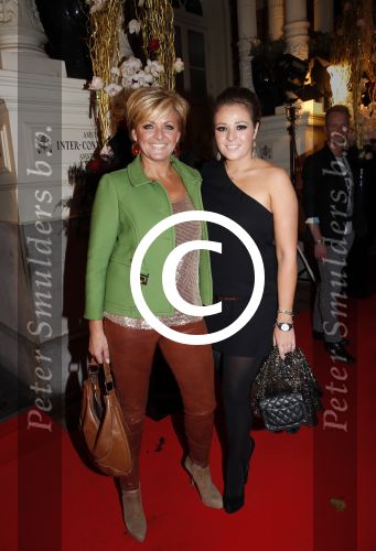 Amsterdam 12 november 2012
Beau monde awards in het amstel hotel. Caroline Tensen met dochter Lotte
Peter Smulders bv