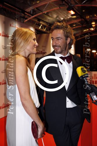 Amsterdam 19 november 2012
Premiere alles is familie in het nieuwe de la mar theater. Chris Zegers met zijn vriendin 
Peter Smulders bv