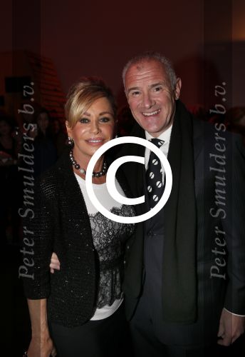 Amsterdam 18 november 2012
100 keer het blad de linda. Vandaar een feestje met div optredens in de HMH Heineken Music Hall. Connie Breukhoven met een kennis
Peter Smulders bv