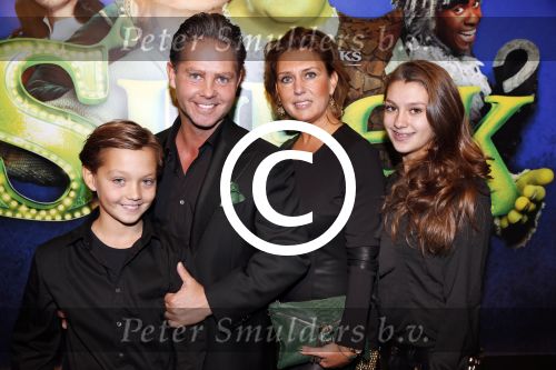 Amsterdam 4 november 2012
Premiere Shrek in het theater van de RAI. Danny en jenny de Munk
Peter Smulders bv