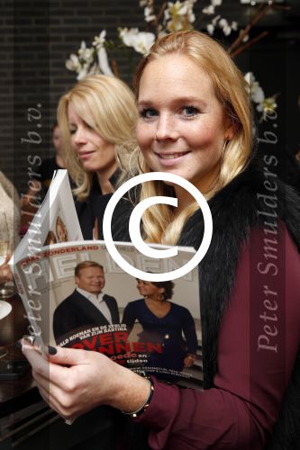 Ridderkerk 20 november 2012
Presentatie blad helden met Ronald en Bartina Koeman op de cover. Debbie Koeman
Peter Smulders bv