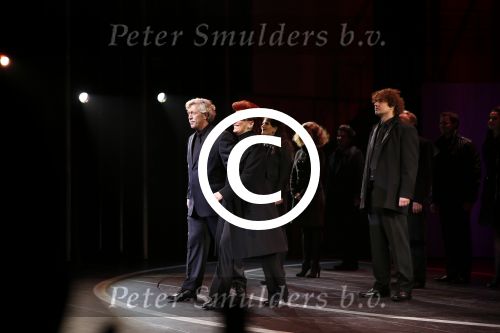 Amsterdam 11 november 2012
Premiere Zij gelooft in mij in het nieuwe de la mar.
Doris Baaten speelt de schoonmoeder van Andre Hazes
Peter Smulders bv