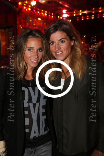 Den Haag 27 oktober 2012
Princess Hockey model of the year bij circus Renz. Ellen Hoog met Kim Lammers
Peter Smulders bv