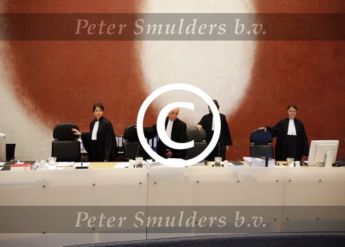 Amsterdam 2 november 2012
Rechtzaak Badr Hari in de rechtbank van amsterdam. Zijn advocaten zijn Benedicte Ficq en Marnix v d Werf. Rechter Frank Wieland
Peter Smulders bv