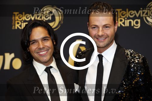 Amsterdam 19 oktober 2012
Televizier ring in carre. Fred v Leer met vriend
Peter Smulders bv