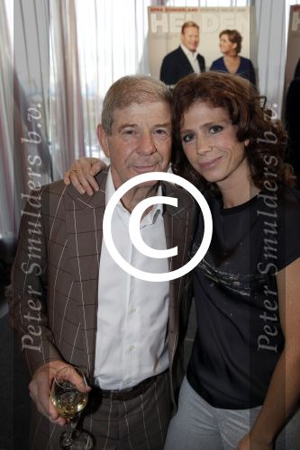 Ridderkerk 20 november 2012
Presentatie blad helden met Ronald en Bartina Koeman op de cover. Frits en Barbara Barend
Peter Smulders bv