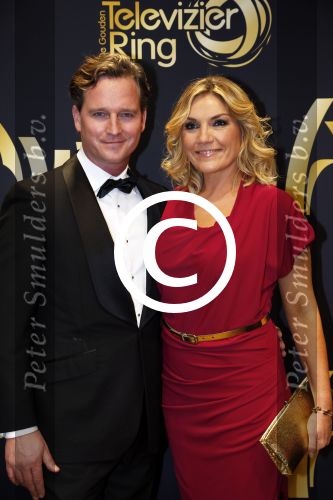 Amsterdam 19 oktober 2012
Televizier ring in carre. gallyon v Vessem met man
Peter Smulders bv