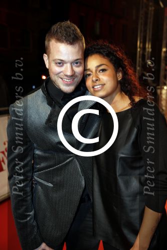 Amsterdam 19 november 2012
Premiere alles is familie in het nieuwe de la mar theater. Gers Pardoel met vriendin
Peter Smulders bv