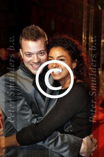 Amsterdam 19 november 2012
Premiere alles is familie in het nieuwe de la mar theater. Gers Pardoel met vriendin
Peter Smulders bv