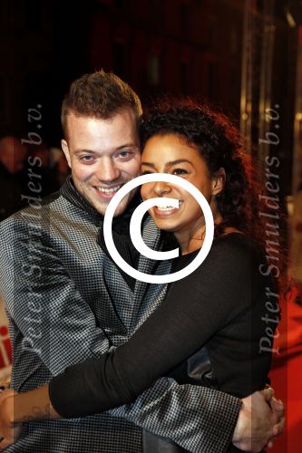 Amsterdam 19 november 2012
Premiere alles is familie in het nieuwe de la mar theater. Gers Pardoel met vriendin
Peter Smulders bv