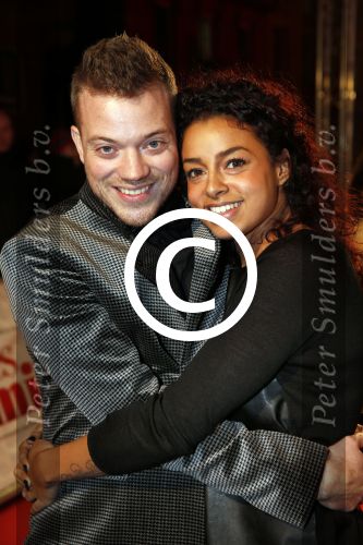Amsterdam 19 november 2012
Premiere alles is familie in het nieuwe de la mar theater. Gers Pardoel met vriendin
Peter Smulders bv