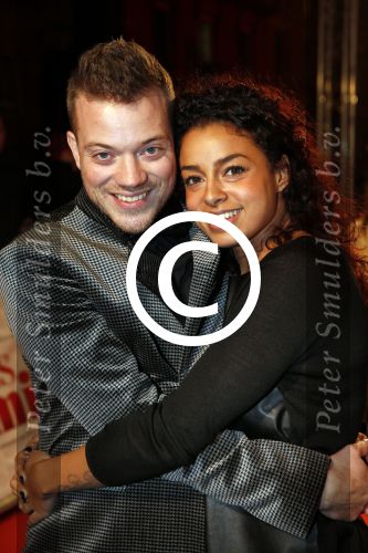 Amsterdam 19 november 2012
Premiere alles is familie in het nieuwe de la mar theater. Gers Pardoel met vriendin
Peter Smulders bv