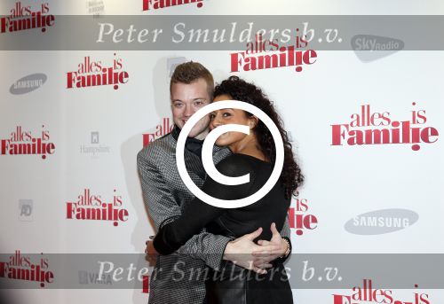 Amsterdam 19 november 2012
Premiere alles is familie in het nieuwe de la mar theater. Gers Pardoel met vriendin
Peter Smulders bv