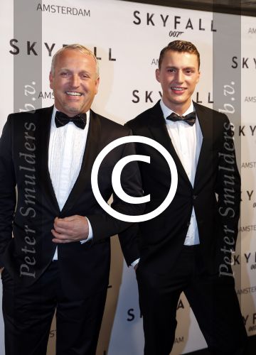 Amsterdam 28 oktober 2012
Premiere James Bond film skyfall in Tuschinski. Gordon met een vriend
Peter Smulders bv
