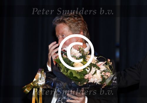 Zeist 21 november 2012
Hans Kazan krijgt prijs in het Fyji theater in Zeist.
Aanwezig zijn zijn zoons Oscar Renzo en Steven alsmede zijn schoondochters Mara en..
Peter Smulders bv