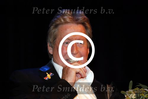 Zeist 21 november 2012
Hans Kazan krijgt prijs in het Fyji theater in Zeist.
Aanwezig zijn zijn zoons Oscar Renzo en Steven alsmede zijn schoondochters Mara en..
Peter Smulders bv