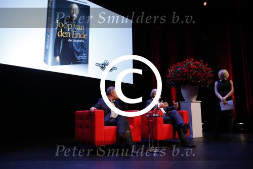 Amsterdam 24 oktober 2012
Presentatie boek/biografie Joop v d Ende in het nieuwe de la mar theater. Joop met de schrijver Herman v Gelder
Peter Smulders bv