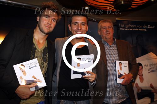 Volendam 18 oktober 2012
Presentatie boek Jan Smit bij Old dutch. jan met schrijver Eddy Veerman en Jaap Buijs
Peter Smulders bv