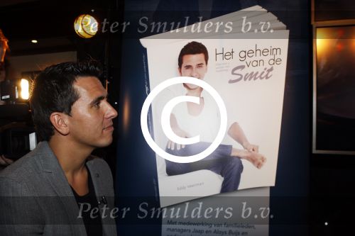 Volendam 18 oktober 2012
Presentatie boek Jan Smit bij Old dutch.
Peter Smulders bv