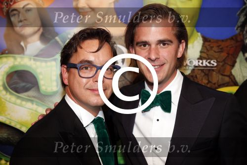 Amsterdam 4 november 2012
Premiere Shrek in het theater van de RAI. Jeroen Dona met ..
Peter Smulders bv
