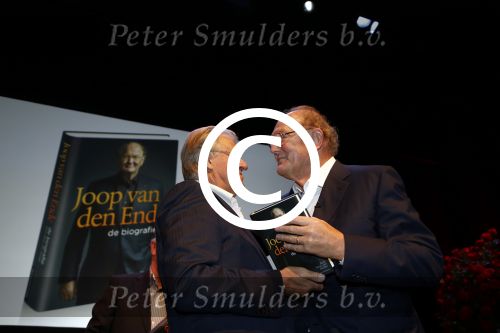 Amsterdam 24 oktober 2012
Presentatie boek/biografie Joop v d Ende in het nieuwe de la mar theater. Joop en Jeroen Krabbe
Peter Smulders bv