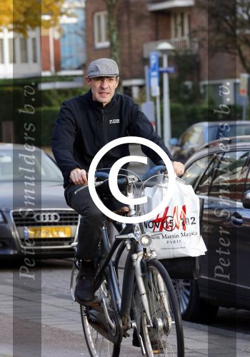 Amsterdam 11 november 2012
Johan Neijenhuis op de fiets.
Peter Smulders bv