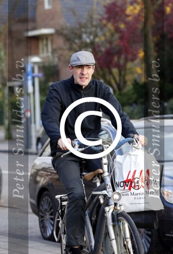 Amsterdam 11 november 2012
Johan Neijenhuis op de fiets.
Peter Smulders bv