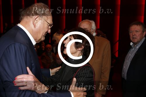 Amsterdam 24 oktober 2012
Presentatie boek/biografie Joop v d Ende in het nieuwe de la mar theater. Joop met Mies Bouwman
Peter Smulders bv