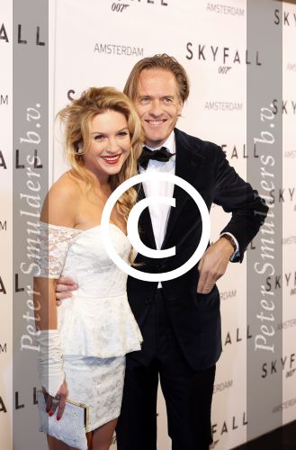 Amsterdam 28 oktober 2012
Premiere James Bond film skyfall in Tuschinski. lauren Verster met Jort Kelder
Peter Smulders bv