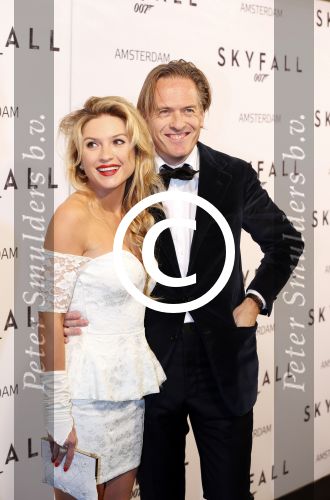 Amsterdam 28 oktober 2012
Premiere James Bond film skyfall in Tuschinski. lauren Verster met Jort Kelder
Peter Smulders bv