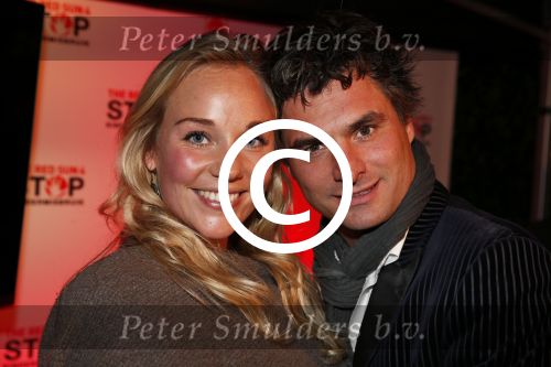 Blaricum 4 november 2012
Gala stop kinder misbruik bij red sun. leontine Mourits met vriend
Peter Smulders bv