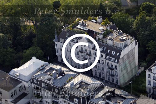 Amsterdam Nigtevecht Loosdrecht Utrecht 10 juni 2012
Luchtfoto\'s gemaakt vanuit vliegtuig. Pand Connie Breukhoven
Peter Smulders bv