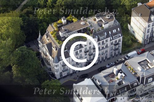 Amsterdam Nigtevecht Loosdrecht Utrecht 10 juni 2012
Luchtfoto\'s gemaakt vanuit vliegtuig. Pand Connie Breukhoven
Peter Smulders bv
