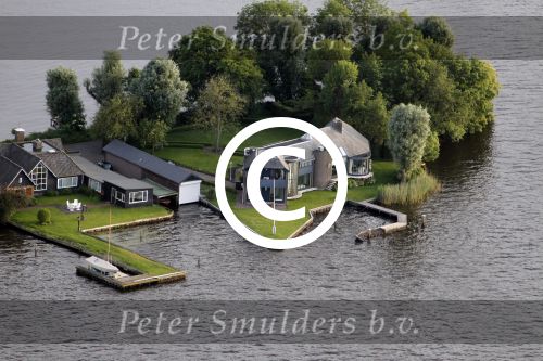 Amsterdam Nigtevecht Loosdrecht Utrecht 10 juni 2012
Luchtfoto\'s gemaakt vanuit vliegtuig. Willem v Kooten
Peter Smulders bv