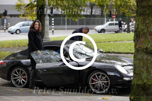 Amsterdam 11 november 2012
Ruud Gullit en zijn vriendin Maggie bij het hilton hotel.
Peter Smulders bv